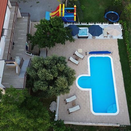 Casa Di Oliva-House With Heated Pool & Jacuzzi In Trilj, Croatia Villa Exterior foto