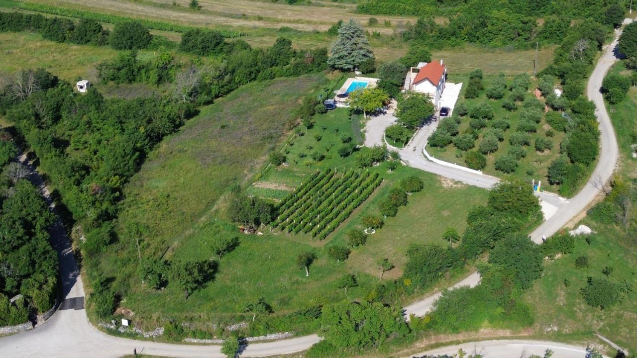 Casa Di Oliva-House With Heated Pool & Jacuzzi In Trilj, Croatia Villa Exterior foto